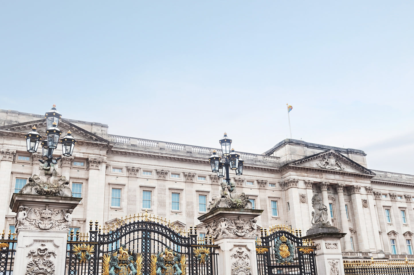 Buckingham Palace Print | Buckingham Palace Canvas | 17 Mile