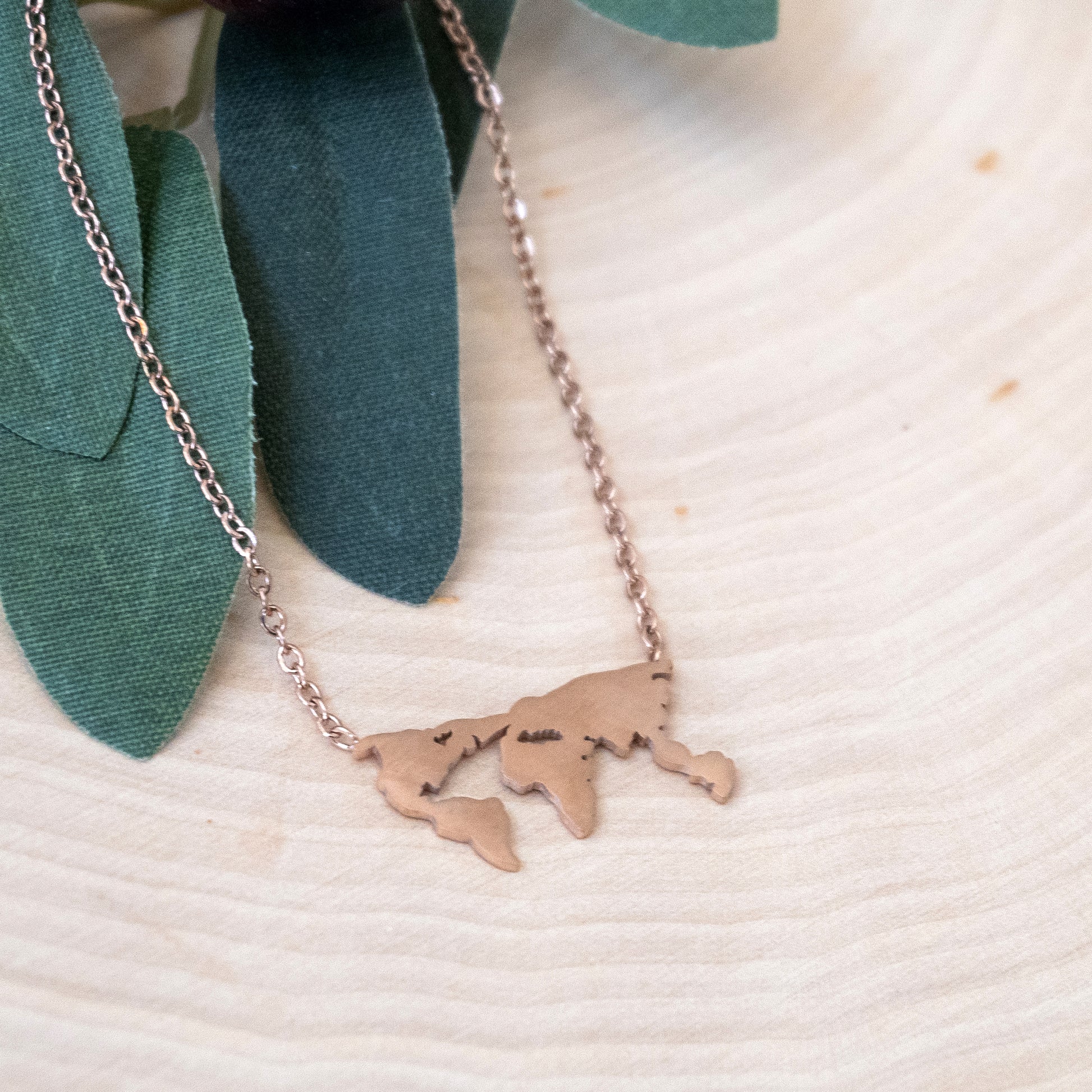 World Map Necklace | Stainless Steel Necklace | 17 Mile